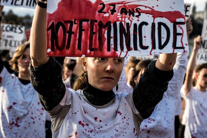 フランスであった女性への暴力に対する抗議＝2019年9月
