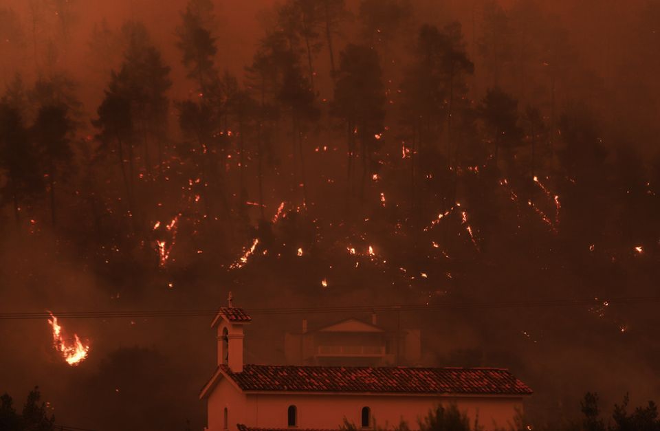Φωτιές στη Εύβοια: Και η καταστροφή συνεχίζεται για έβδομη