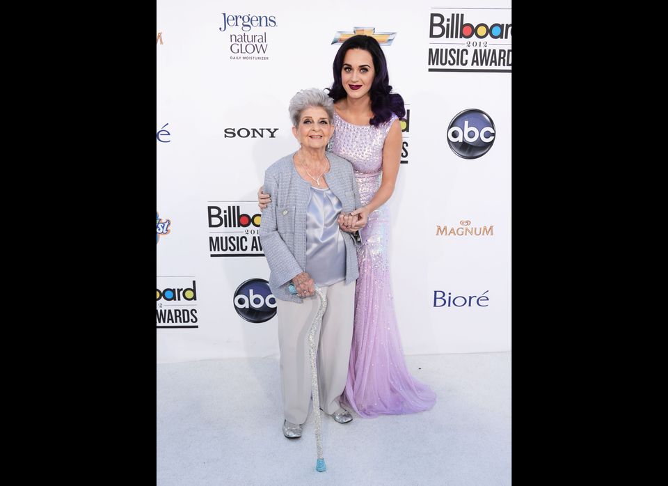 Moda de Katy Perry: sus looks y vestidos más locos y bizarros (FOTOS) |  HuffPost Voices