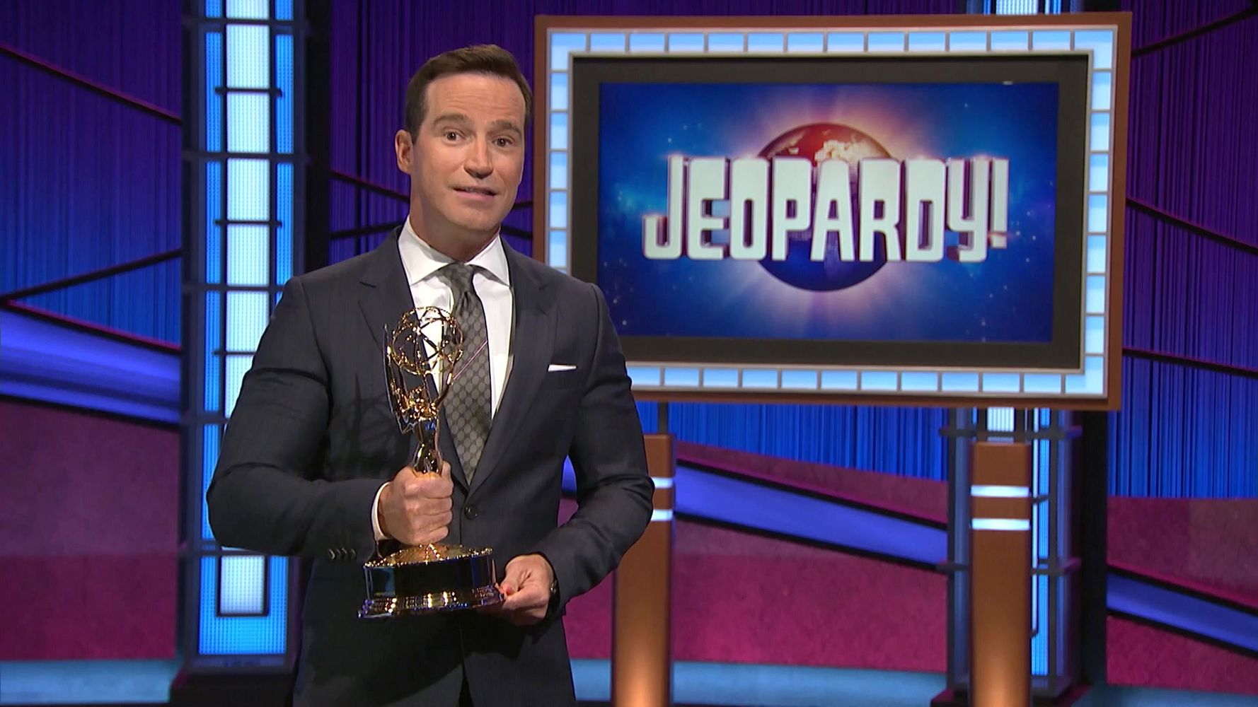 So The 'Jeopardy!' Guest Host Rotation Was Apparently All For Show