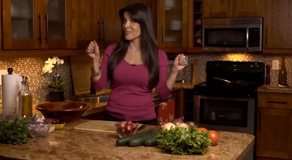 Adriana Cataño nos enseña su ensalada a la "Cataño"
