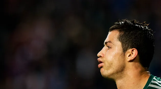 Lo amas o lo odias: 29 GIFs de Cristiano Ronaldo que explican por