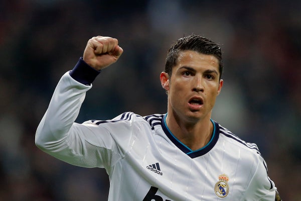 Lo amas o lo odias: 29 GIFs de Cristiano Ronaldo que explican por