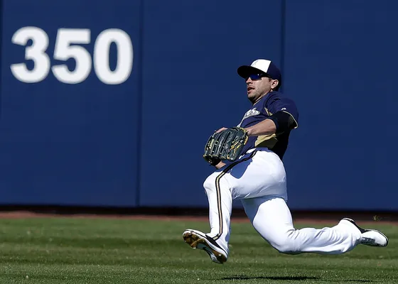 Llega Juan Sandoval a Bravos de León