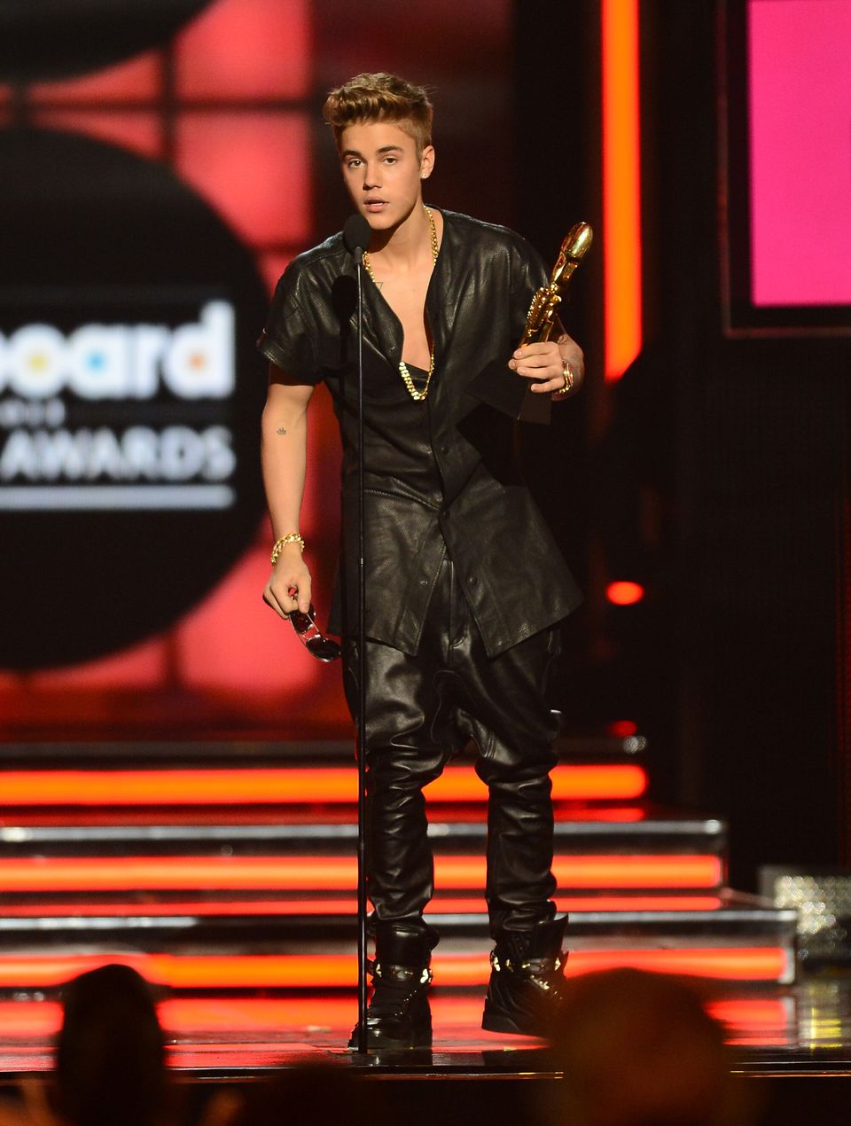 2013 Billboard Music Awards - Show