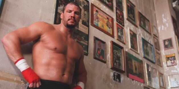 28 Sep 1995: Heavyweight boxer Tommy Morrison trains at the Main Street Gym in Tulsa, Oklahoma prior to his fight versus Lenox Lewis on October 7th 1995. Mandatory Credit: Al Bello/Allsport