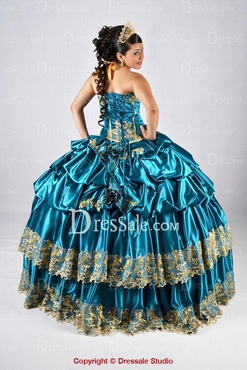 Los vestidos de Quinceañera más feos que jamás hayas visto (FOTOS) |  HuffPost Communities