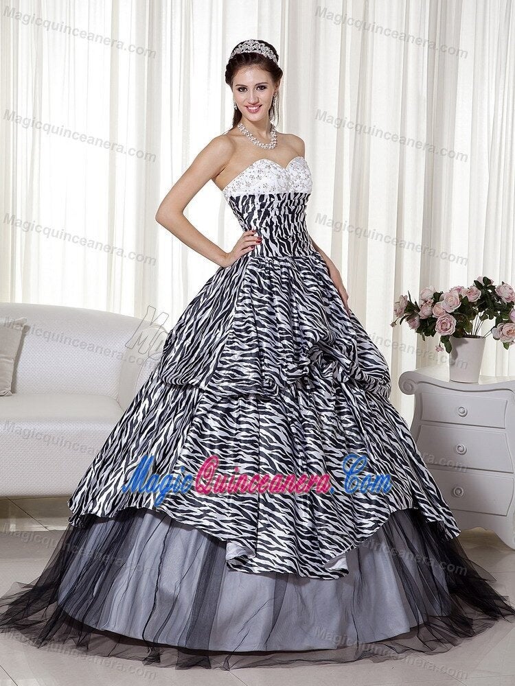 Los vestidos de Quinceañera más feos que jamás hayas visto (FOTOS) |  HuffPost Communities