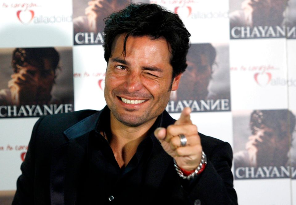 Chayanne en sus fotos más sexys e íntimas | HuffPost Voices