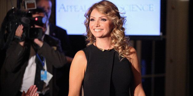 NEW YORK, NY - SEPTEMBER 23: Angelica Rivera, First Lady of Mexico attends 2014 Appeal of Conscience Foundation Awards at The Waldorf=Astoria on September 23, 2014 in New York City. (Photo by Rob Kim/Getty Images)