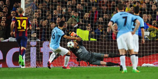 BARCELONA, SPAIN - MARCH 18: Sergio Aguero of Manchester City sees his penalty saved by Marc-Andre ter Stegen of Barcelona during the UEFA Champions League Round of 16 second leg match between Barcelona and Manchester City at Camp Nou on March 18, 2015 in Barcelona, Spain. (Photo by David Ramos/Getty Images)