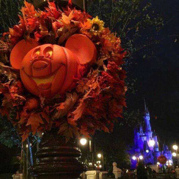 Así se vive el Halloween en el Magic Kingdom de Disney World | HuffPost ...