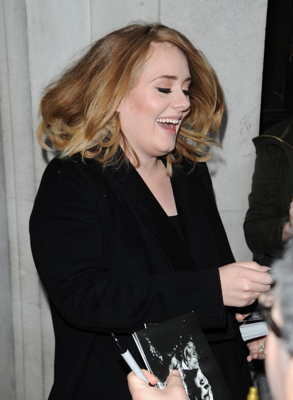 Regresó Adele para decir 'Hello' cantando | HuffPost Voices