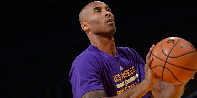 OAKLAND, CA - NOVEMBER 24: Kobe Bryant #24 of the Los Angeles Lakers warms up before the game against the Golden State Warriors on November 24, 2015 at ORACLE Arena in Oakland, California. NOTE TO USER: User expressly acknowledges and agrees that, by downloading and or using this Photograph, user is consenting to the terms and conditions of the Getty Images License Agreement. Mandatory Copyright Notice: Copyright 2015 NBAE (Photo by Noah Graham/NBAE via Getty Images)