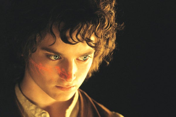 L'acteur Elijah Wood interprétant le rôle de Frodon dans
