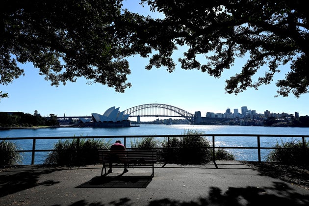 À Sydney et dans la plupart des grandes villes d'Australie, un confinement est actuellement en vigueur pour tenter de contenir une nouvelle flambée épidémique causée par le variant Delta du covid-19.