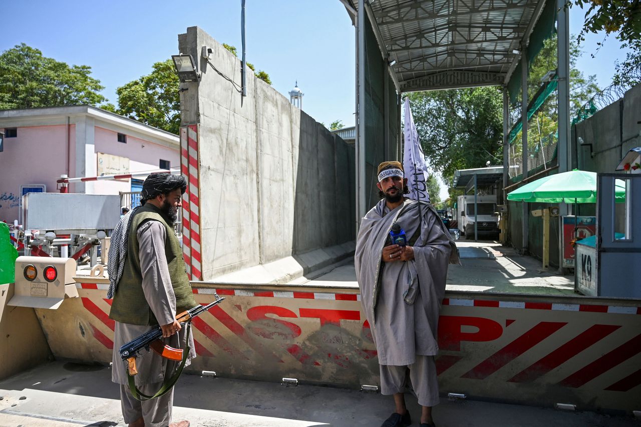 H είσοδος στη Καμπούλ φυλάσσεται από τους Ταλιμπάν 