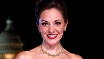 Broadway’s ‘Waitress’ Pays Heartfelt Tribute To Nick Cordero
Upon Reopening 2 Broadway’s ‘Waitress’ Pays Heartfelt Tribute To Nick Cordero
Upon Reopening 2