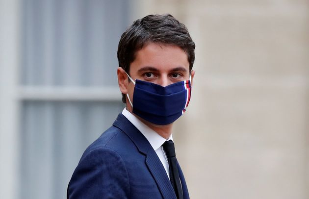 Gabriel Attal quittant l'Elysée le 28 septembre 2020 l