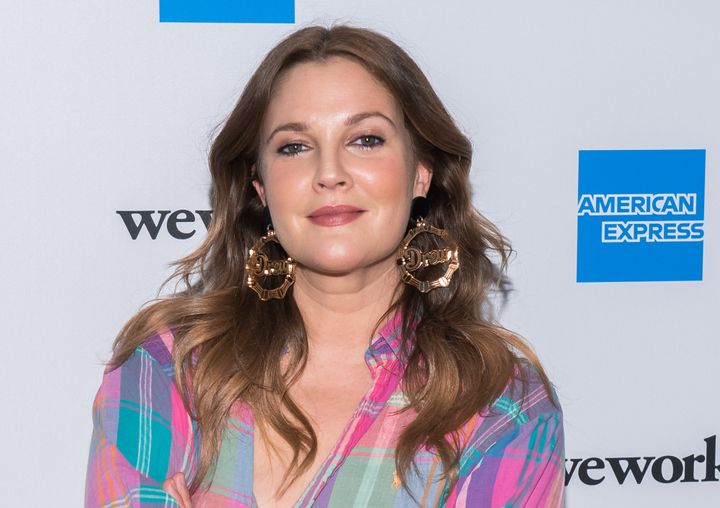 Drew Barrymore has waded into the discussion about kids' bath schedules.