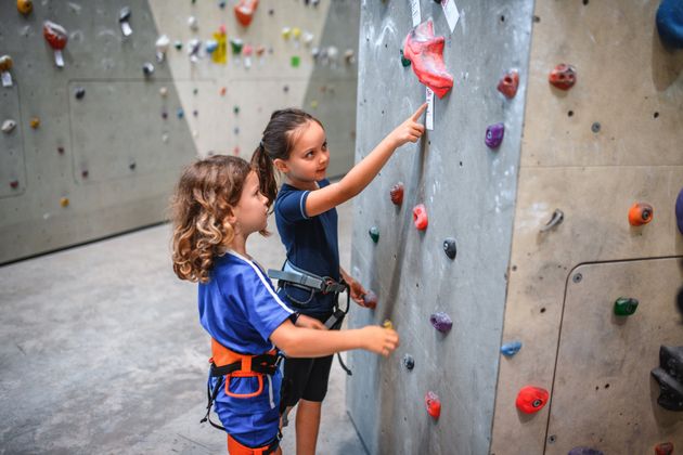 Le Pass’Sport est l'allocation de rentrée sportive de 50 euros par enfant mise en place par le gouvernement pour financer tout ou partie de son inscription dans une association sportive volontaire. 