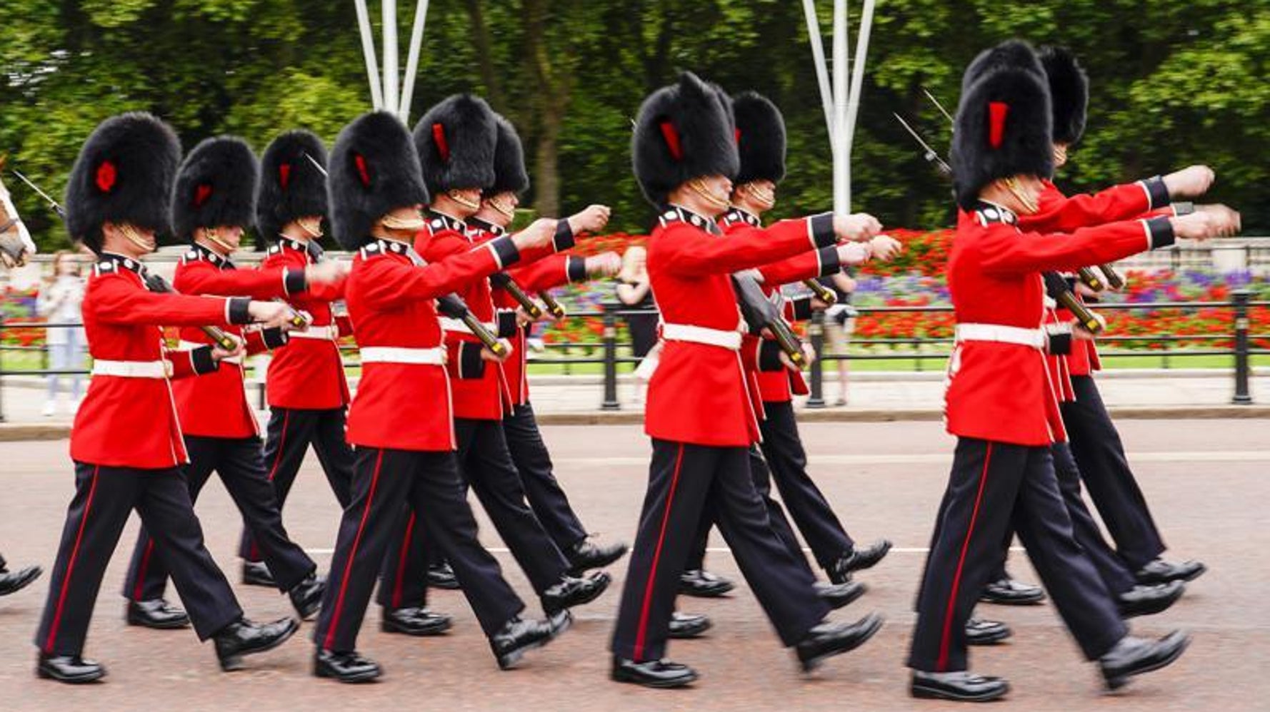 Buckingham Palace Guard Ceremony Returns After COVID Hiatus