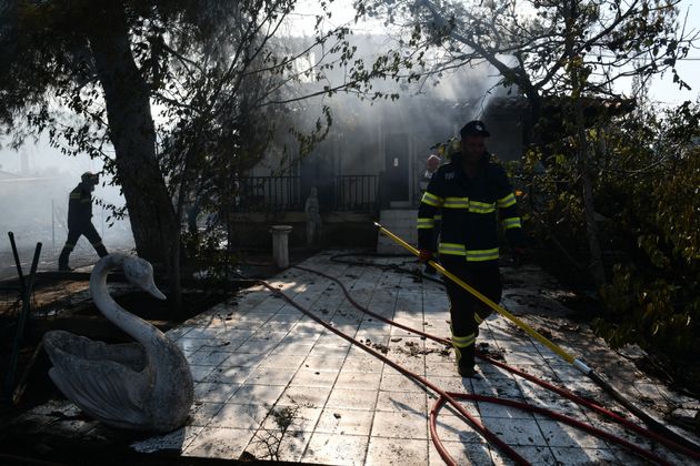 Πυρκαγιά στα Βίλια. Δευτέρα 23 Αυγούστου 2021. (EUROKINISSI / ΤΑΤΙΑΝΑ ΜΠΟΛΑΡΗ)