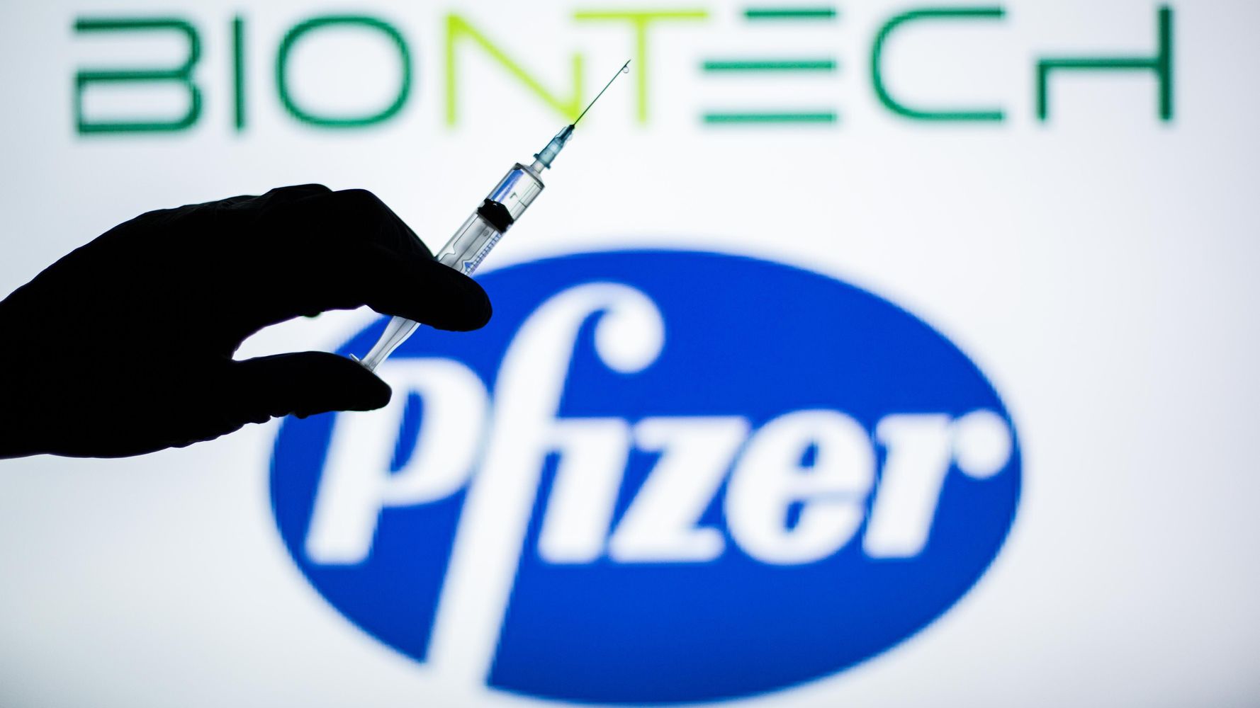Vaccine Mandates Start Rolling Out After FDA Gives Pfizer Shot Full Approval