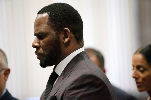 Le chanteur R. Kelly lors d'une audience au tribunal de Chicago, le 26 juin 2019