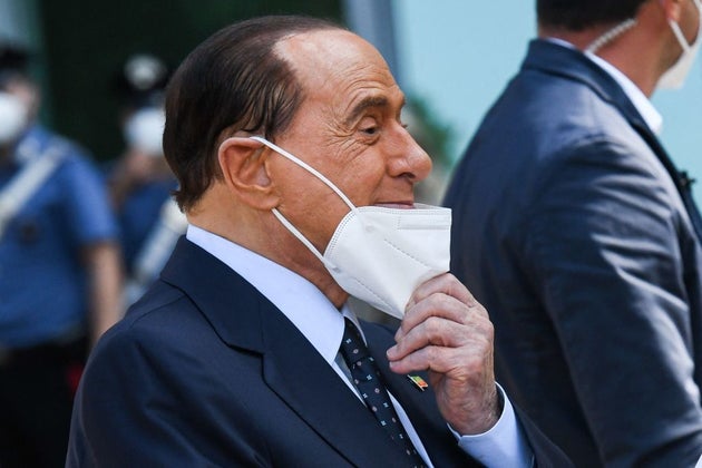 Berlusconi ricoverato san raffaele