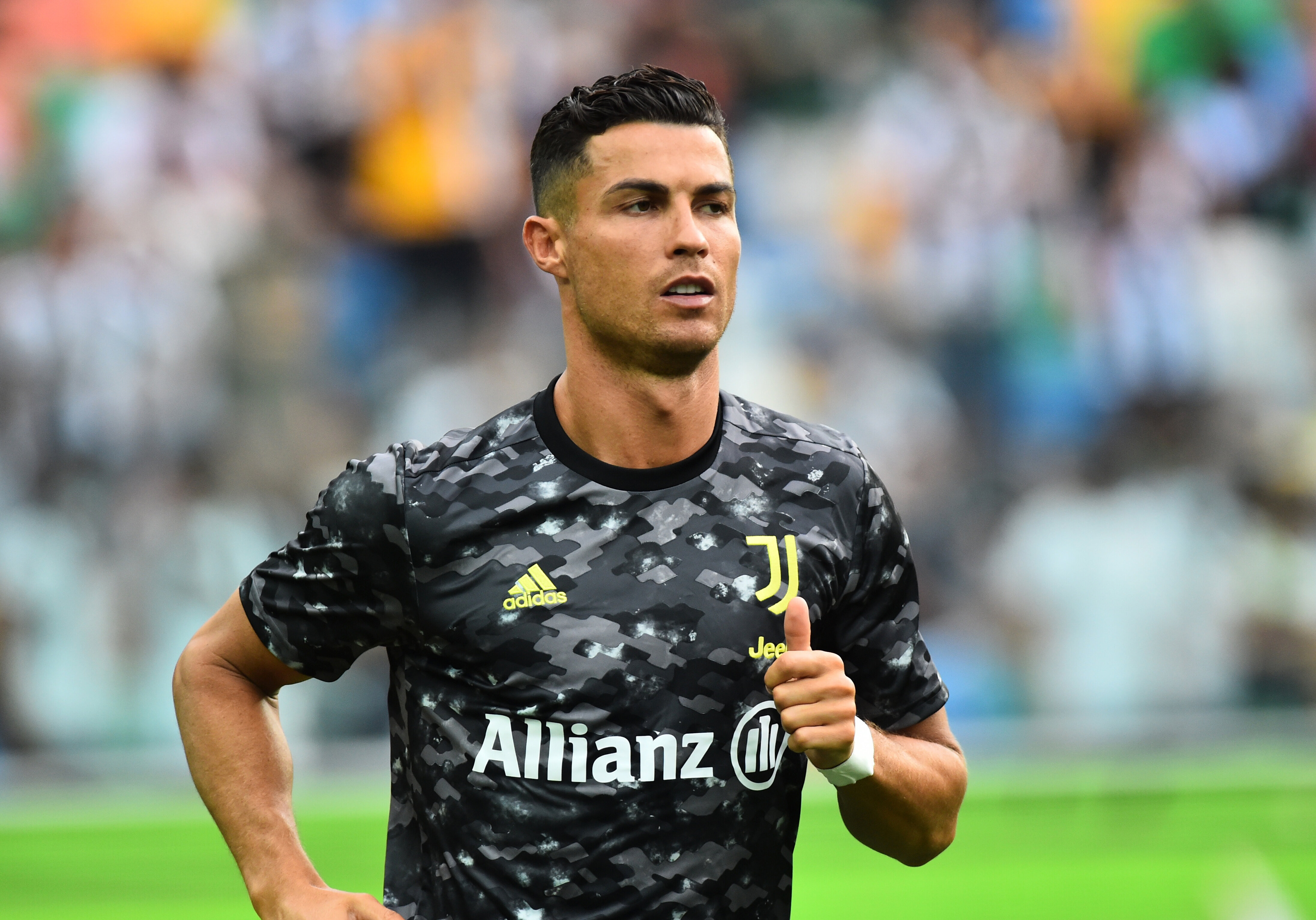 Cristiano Ronaldo quitte la Juventus Turin pour Manchester United