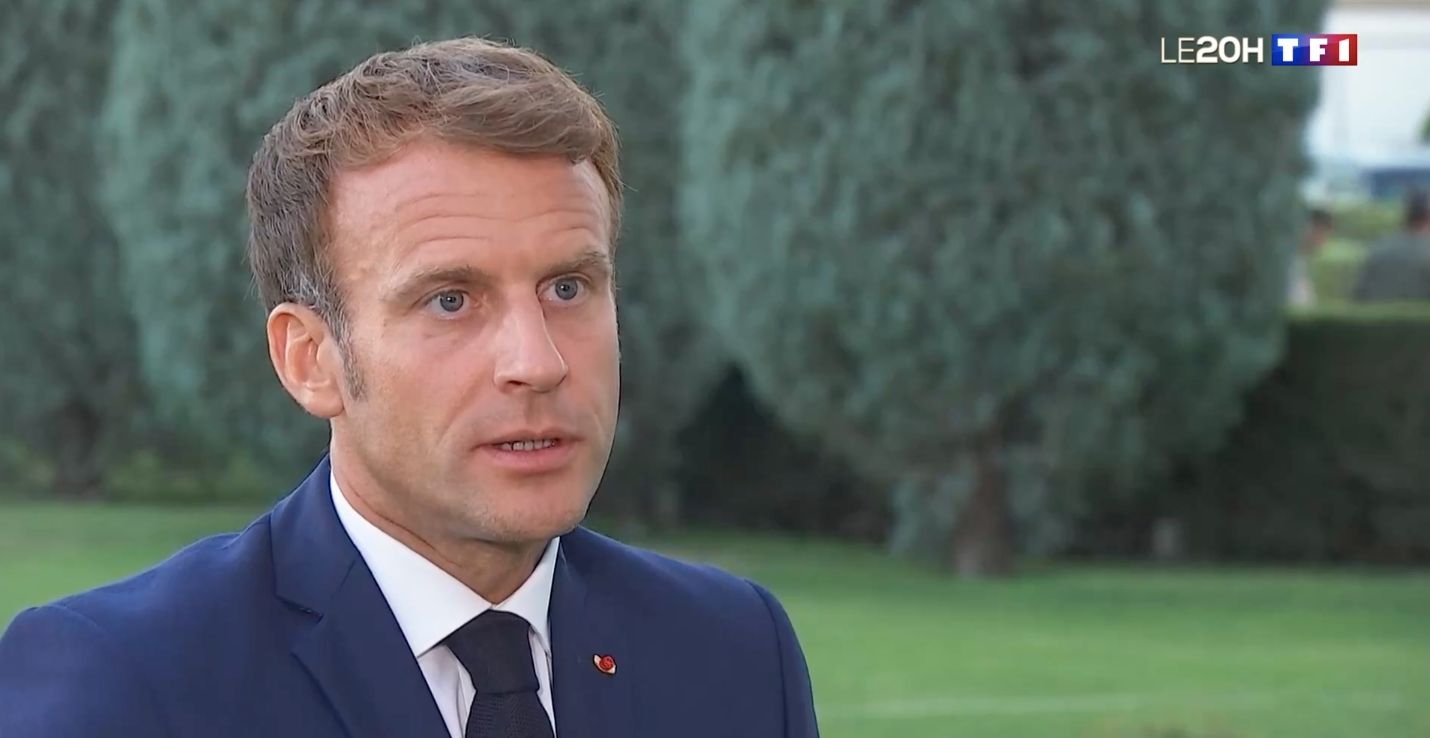 Sur l'Afghanistan, Macron assure que négocier avec les talibans ne signifie pas reconnaître leur gouvernement