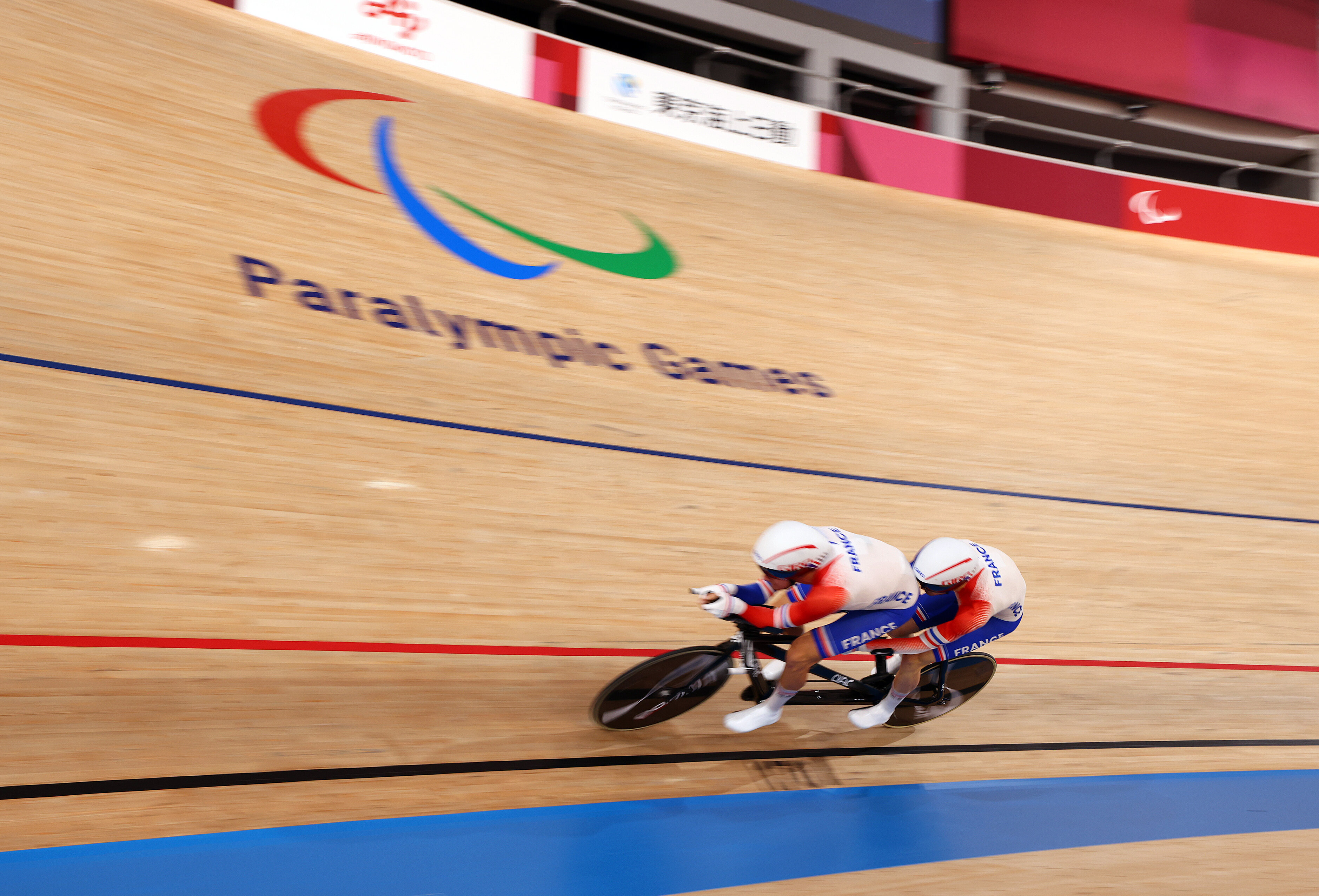 Jeux paralympiques: Alexandre LLoveras et Corentin Ermenault en or en para-cyclisme