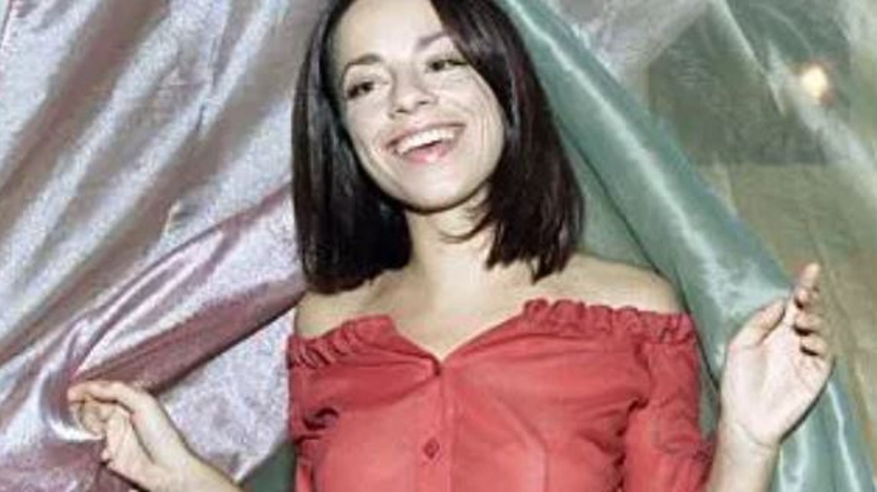 Valeria Rossi Cantavo Sole Cuore E Amore Ora Lavoro All Anagrafe E Insegno Stream Yourself L Huffpost