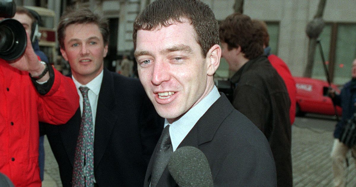 Former Oasis Drummer Tony Mccarroll Recovering After Suffering A Heart Attack Duk News