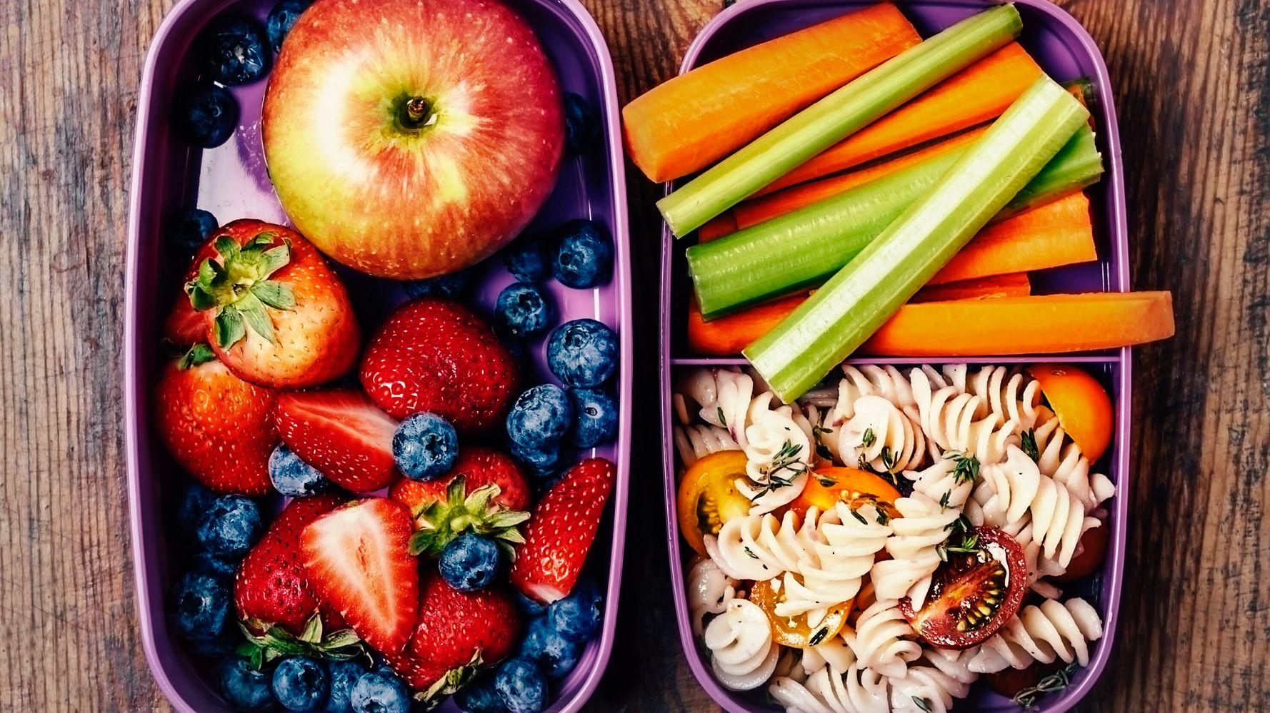 Packing Lunches Again? Get Yourself A Bento-Style Lunchbox.