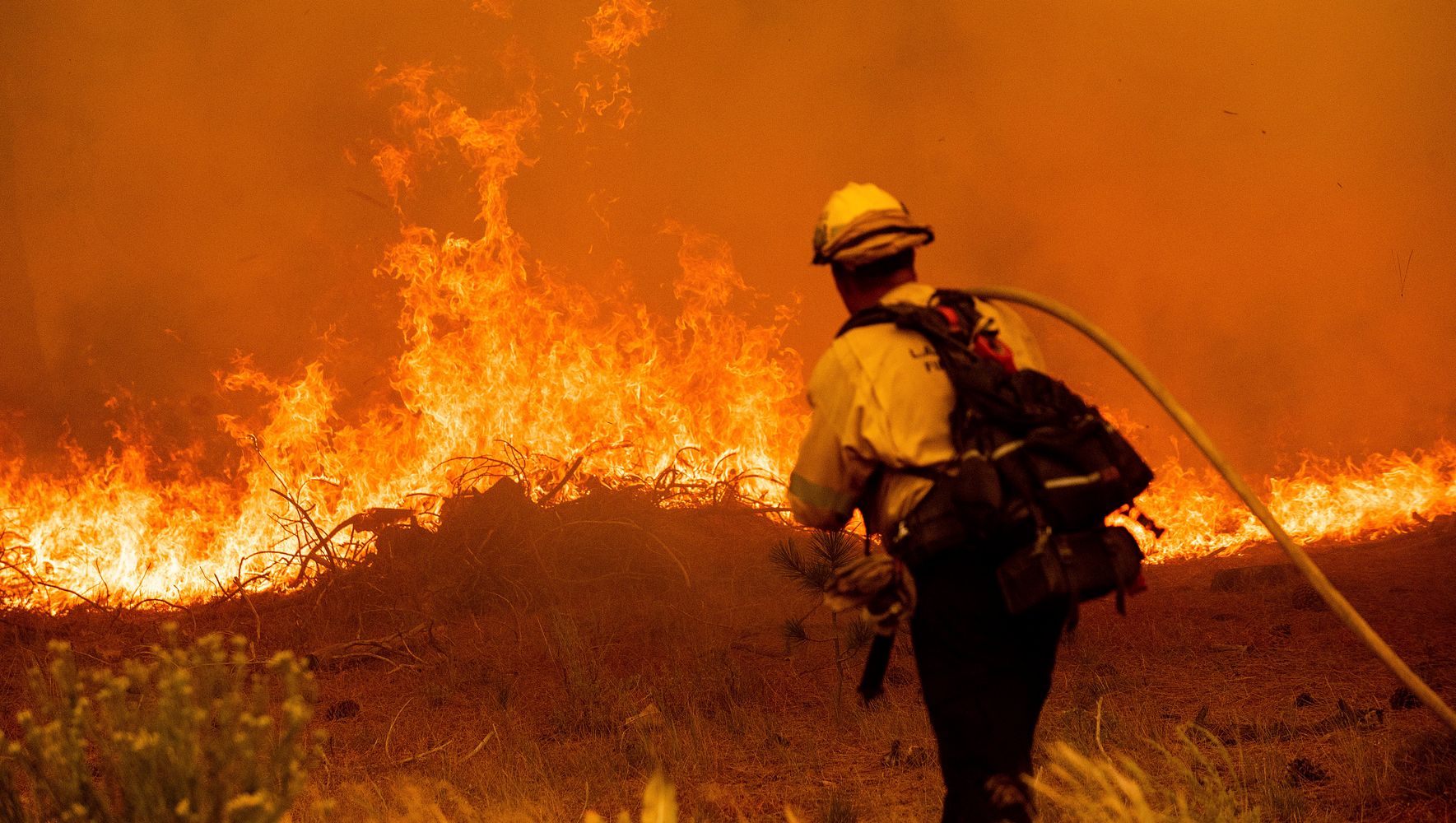 High Winds Threaten To Whip Up Wildfire Approaching Lake Tahoe