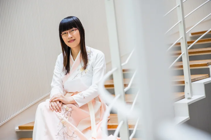 芥川賞作家 李琴峰さんが明かす 真ん中 に立つ自分が感じる違和感 ハフポスト アートとカルチャー