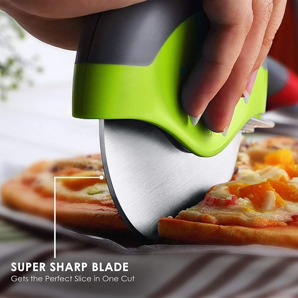 An easy-to-clean pizza wheel