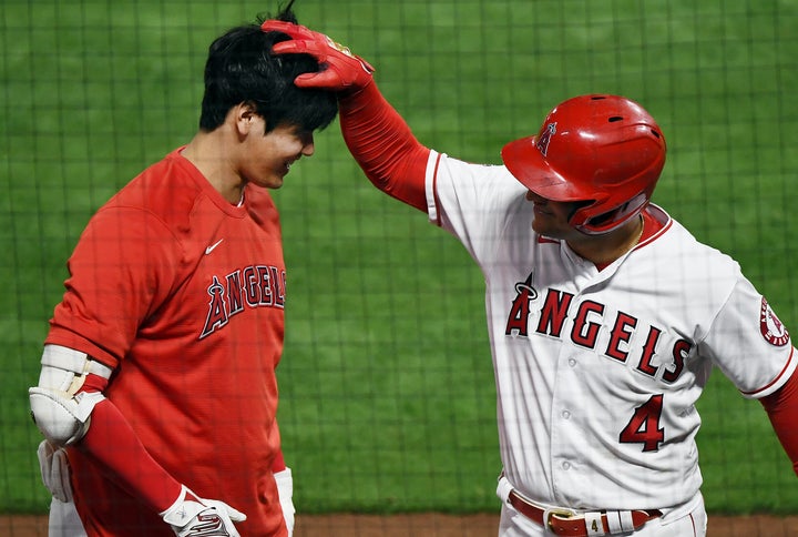 大谷翔平選手を真っ先に出迎える姿が印象的だった イグレシアス選手退団を悲しむ声広がる 画像集 ハフポスト News