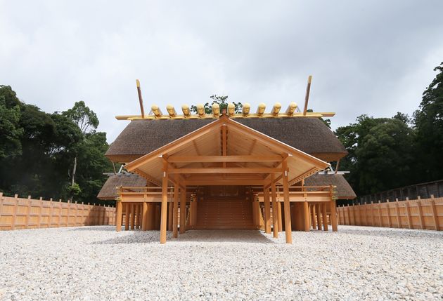 皇大神宮（こうたいじんぐう）の新社殿。皇大神宮は内宮と呼ばれ太陽の神である天照大御神が祭られている。