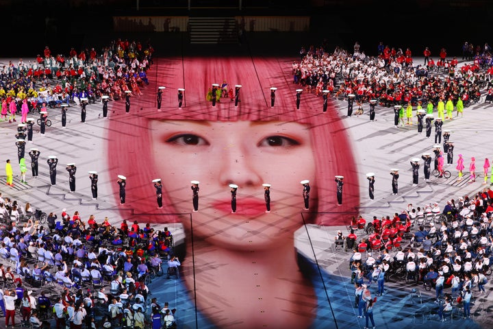 パラリンピック閉会式 映し出された ピンク髪の女性 は誰 実は 存在しない モデルだった ハフポスト News パラリンピック閉会式 映し出された ピンク髪の女性 は誰 実は 存在しない モデルだった ハフポスト News