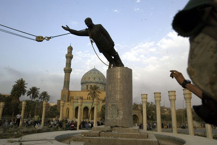 Ιράκ - Η αποκαθήλωση του Σαντάμ Χουσέιν
