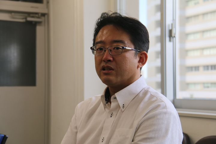 東京大学東洋文化研究所の佐橋亮・准教授。専門は国際政治学、米中関係、東アジアの国際関係。