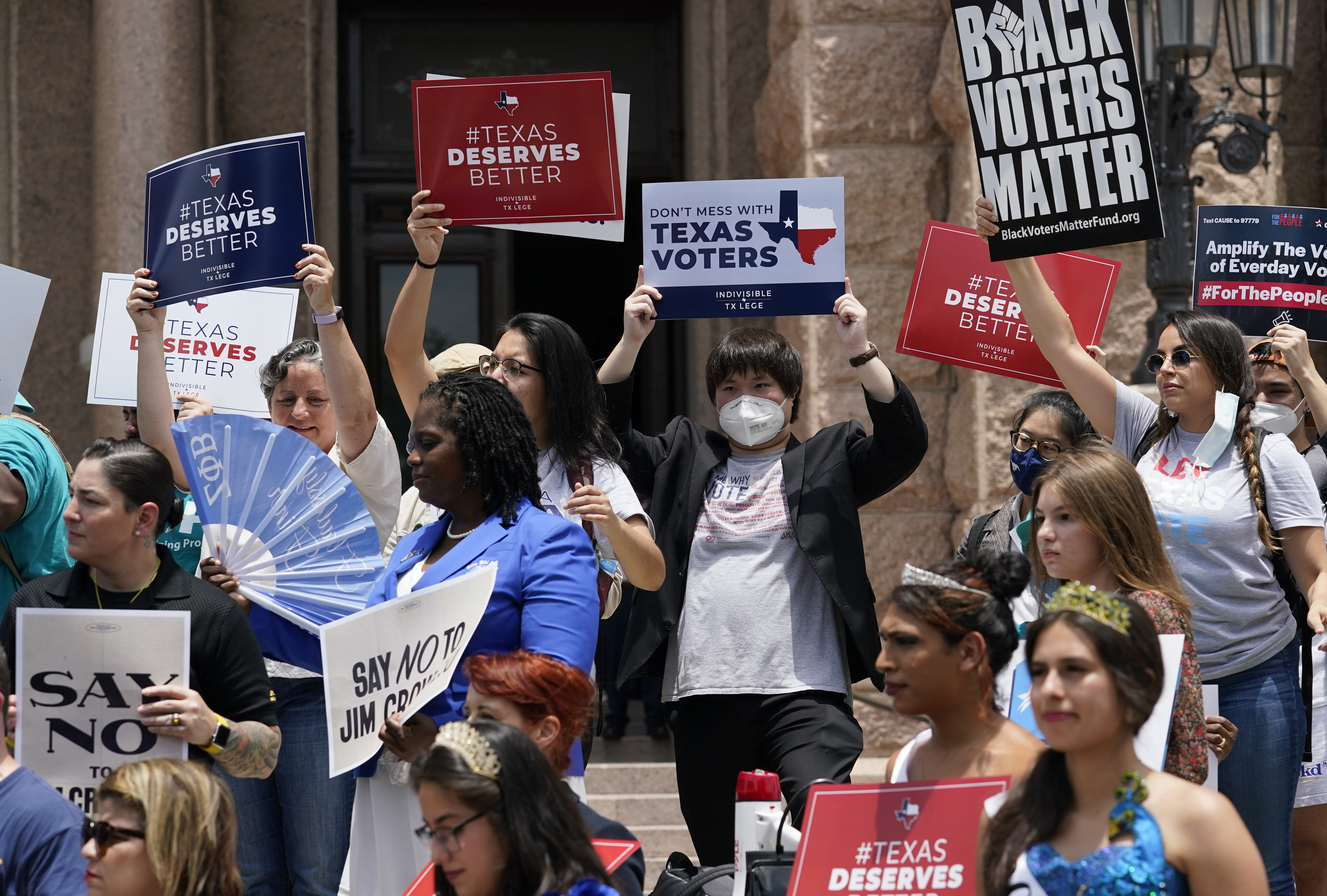 Civil Rights Groups Sue Texas Over Law Restricting Voting Rights ...