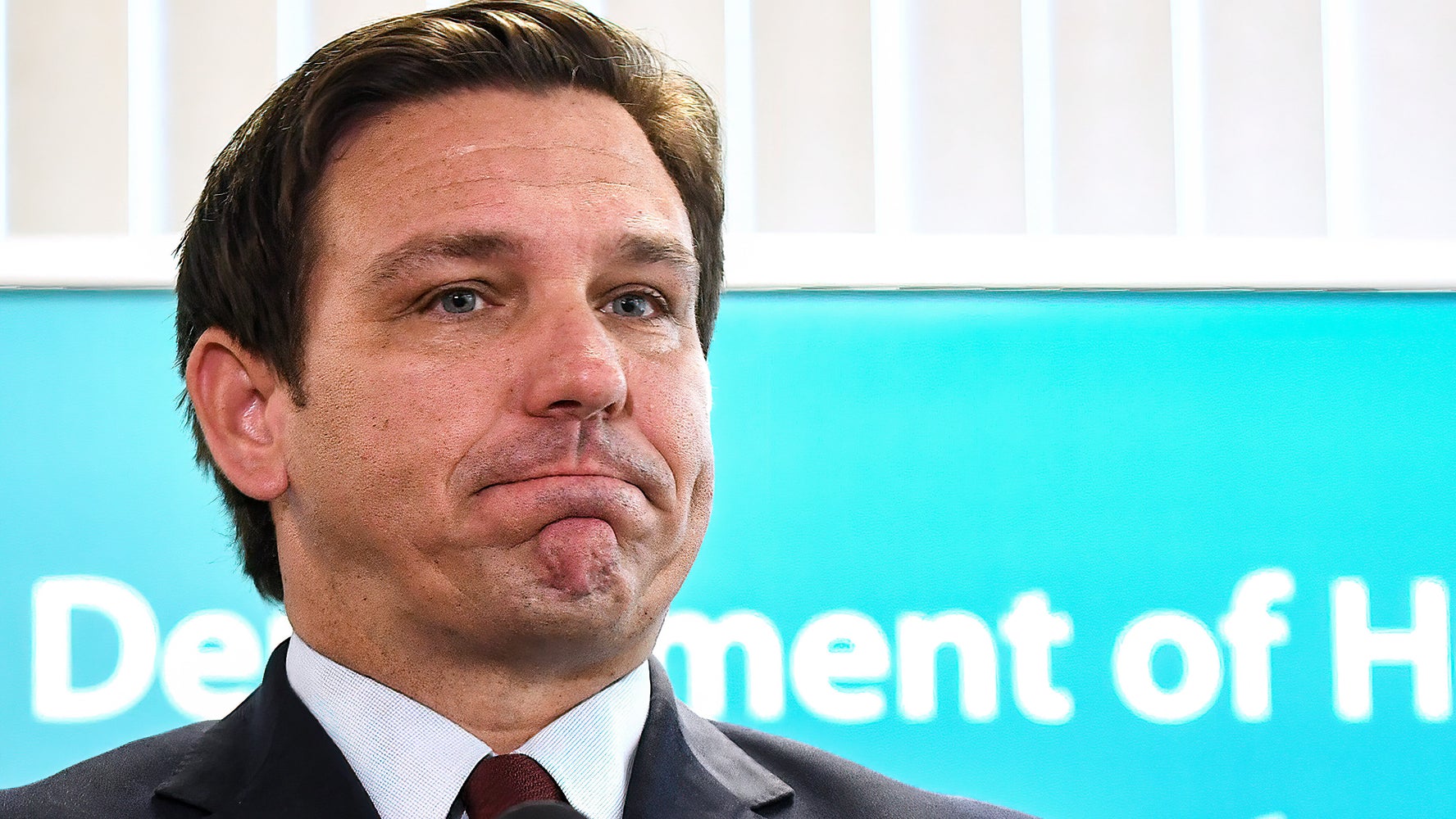 Ron DeSantis Laments Politicization Of Face Masks After Politicizing Face Masks