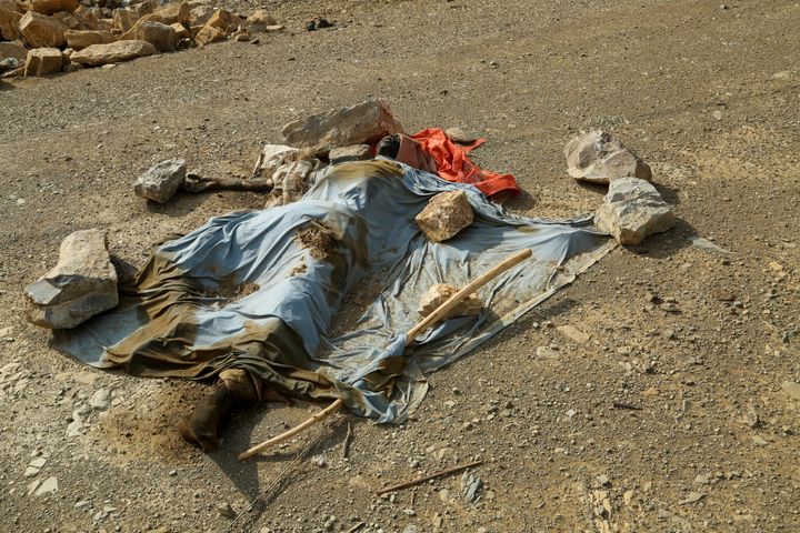 Πτώμα νεκρού σταρατιώτης στο Τιγκράι 10/7/2021.