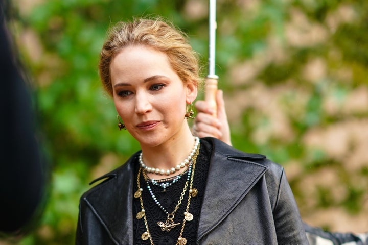 Jennifer Lawrence en la Paris Fashion Week 2020.