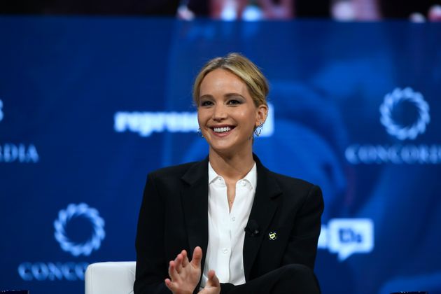 Jennifer Lawrence s'exprime sur scène lors du sommet annuel 2018 de Concordia - Jour 2 au Grand Hyatt New York, le 25 septembre 2018 à New York.