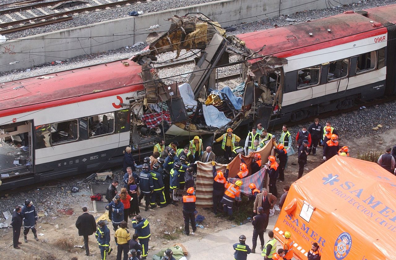Ο βομβαρδισμός του τραίνου στη Μαδρίτη, στις 11 Μαρτίου 2004. 